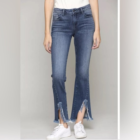 HIDDEN JEANS HAPPI FLARE DARK WASH SPLIT FRAYED HEM | 29 - Picture 2 of 13